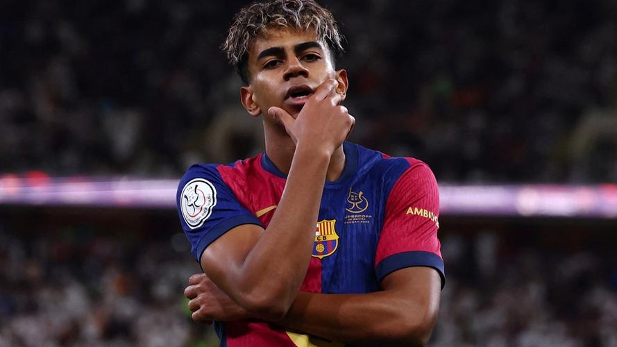 布达佩斯Major：跌入0-1！小蜜蜂7-13不敌FaZe（布达佩斯Major首秀失利：小蜜蜂7-13不敌FaZe，战绩0-1）