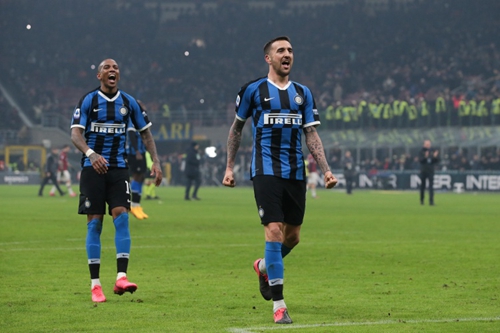 记者：埃德松经纪人不再谈续约，球员身价可能降至3000-4000万（记者：埃德松经纪人暂停续约沟通，球员估值或降至3000万-4000万）