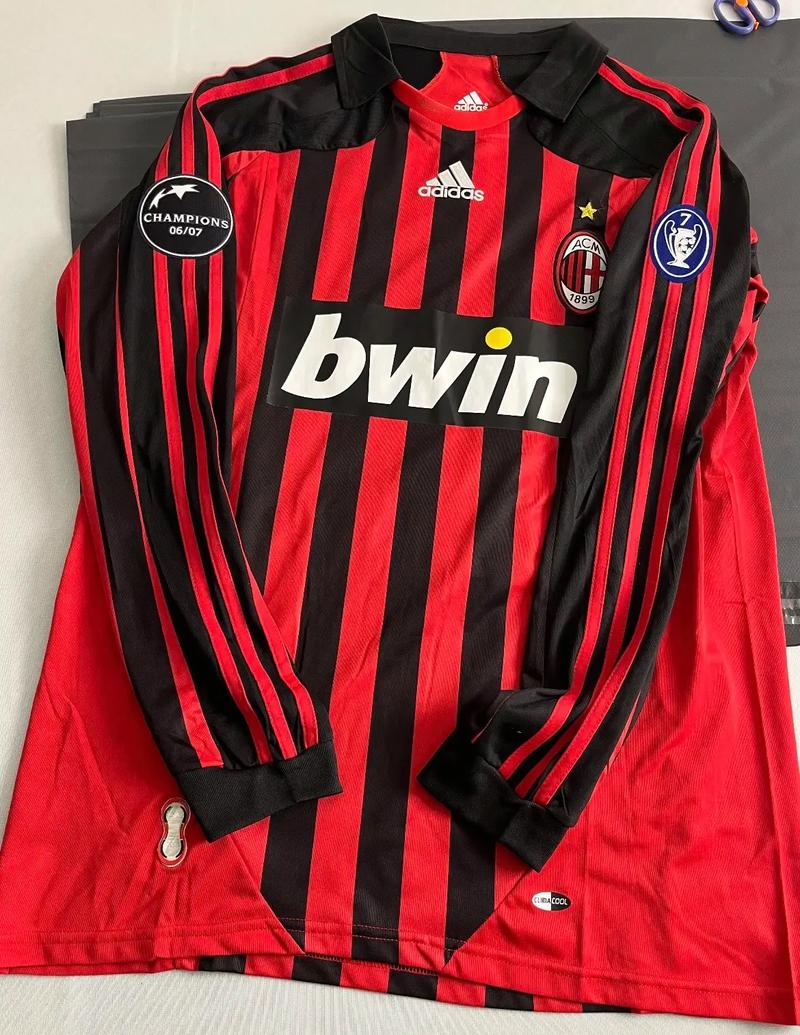 辽宁抢签？王俊杰下家3选1，签字费曝光，22岁签年薪只有50万（辽宁截胡在即？王俊杰下家三选一，签字费曝光，22岁年薪仅50万）