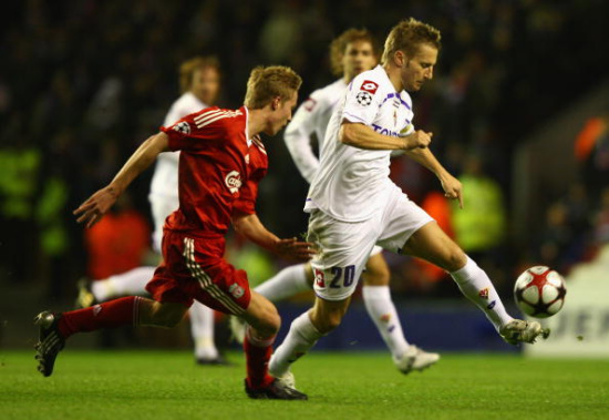 NBA官宣：76人违规罚款10万美元 恩比德赛前状态缺席却登场（NBA处罚出炉：76人违规被罚10万美元，恩比德赛前标注缺席仍登场）