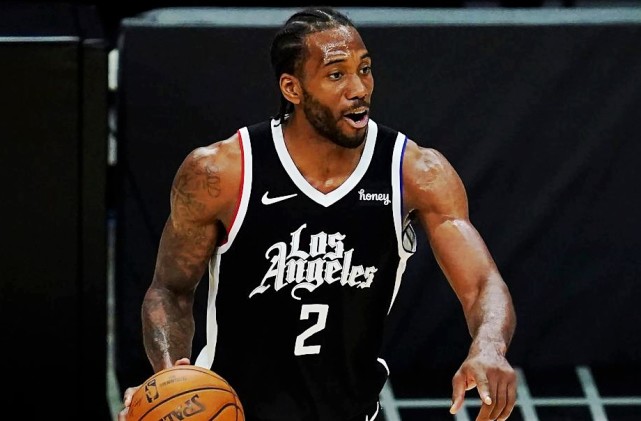 西汉姆联2-1逆转埃弗顿，帕奎塔传射，菲尔克鲁格破门（帕奎塔传射建功、菲尔克鲁格破门，西汉姆联2-1逆转埃弗顿）