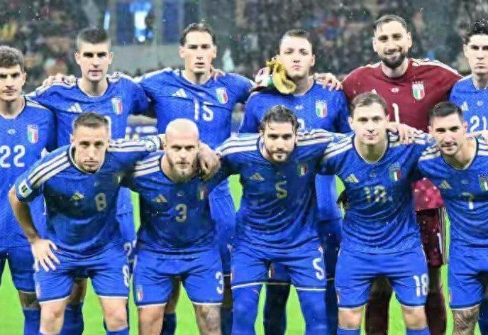 王钰栋首个主力赛季表现：共12球5助攻，荣膺中超本土金靴（王钰栋主力处子季斩12球5助，加冕中超本土金靴）